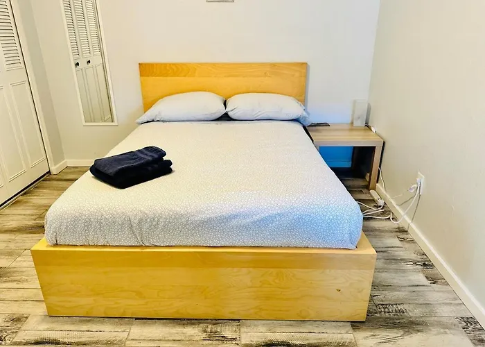 Comfy House Near Asu, Airport Dom wakacyjny